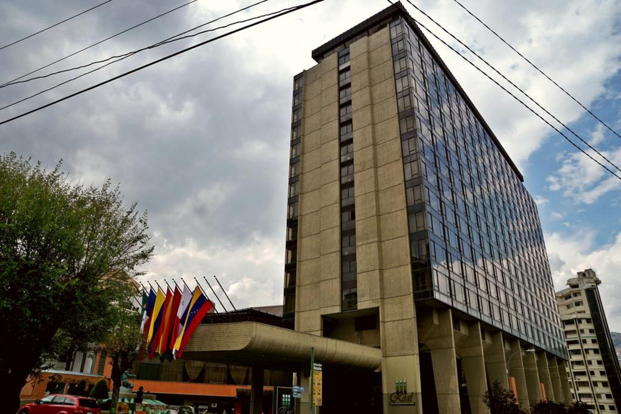Real Plaza Hotel & Convention Center Ла Пас Екстериор снимка