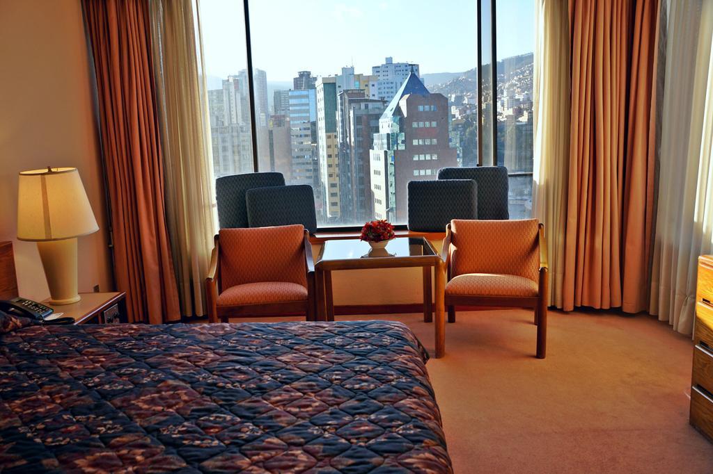 Real Plaza Hotel & Convention Center Ла Пас Екстериор снимка