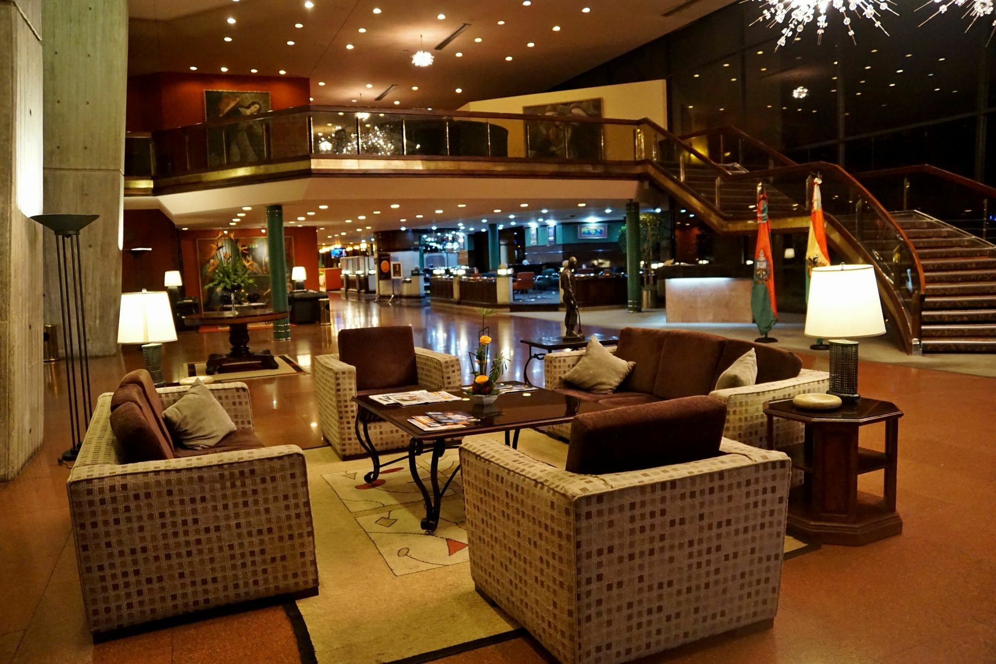 Real Plaza Hotel & Convention Center Ла Пас Екстериор снимка